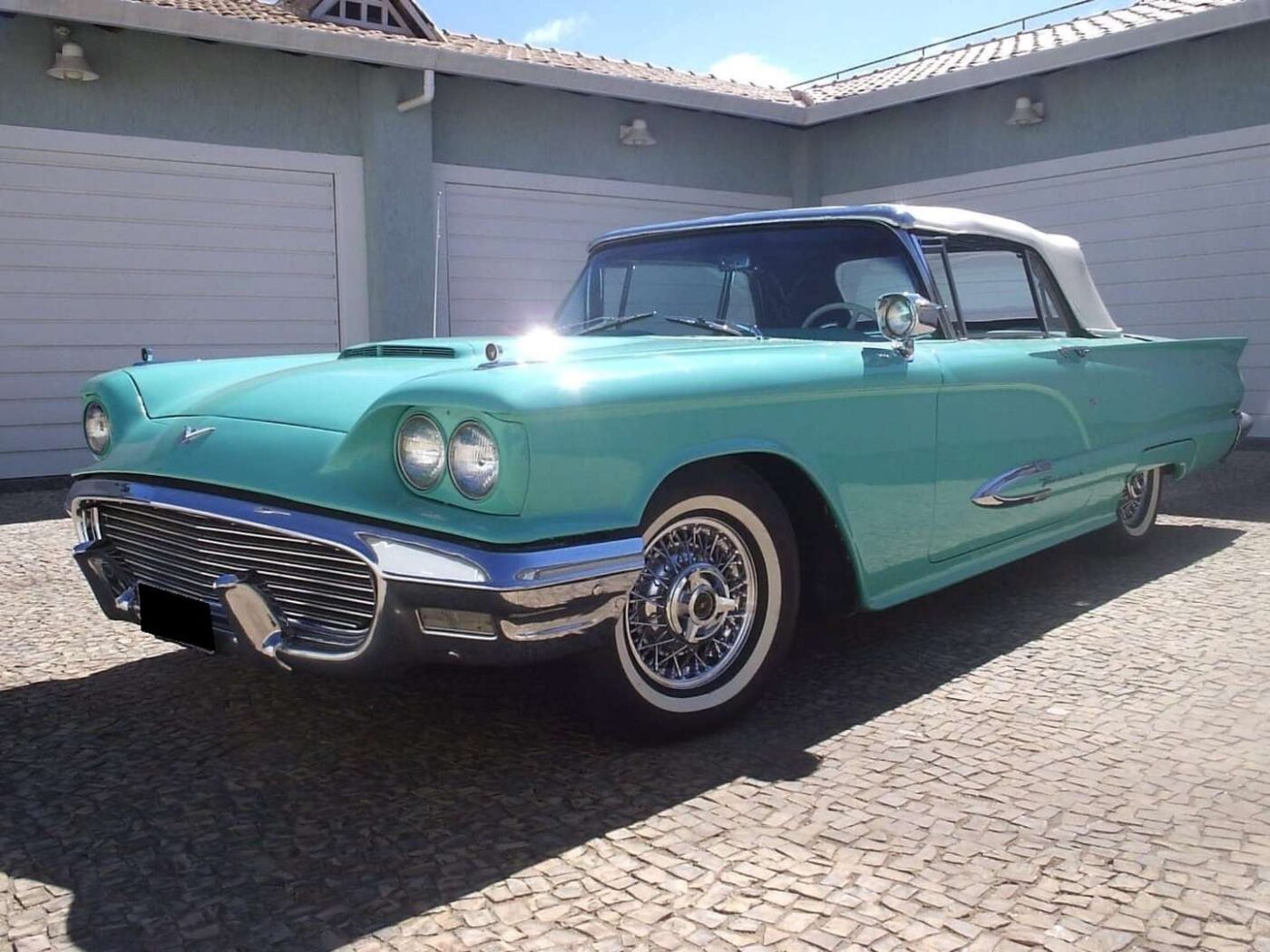Ford_Thunderbird_1959