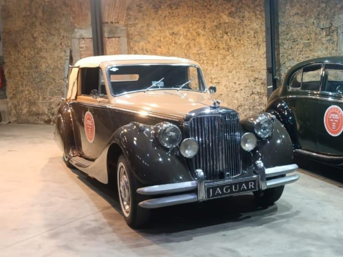 Jaguar_MKV_1950_Conversivel