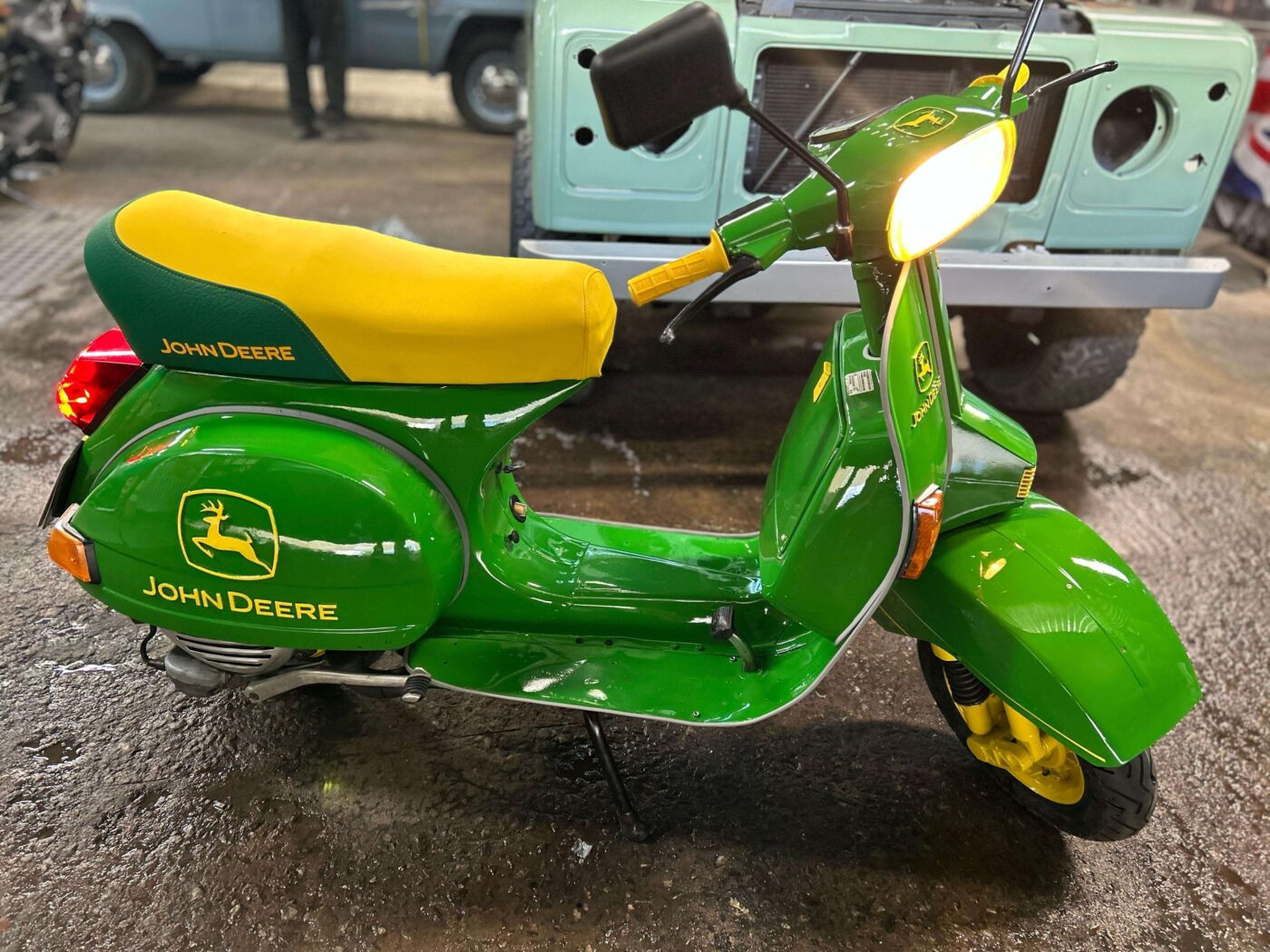 Piaggio Vespa 1986 John Deere